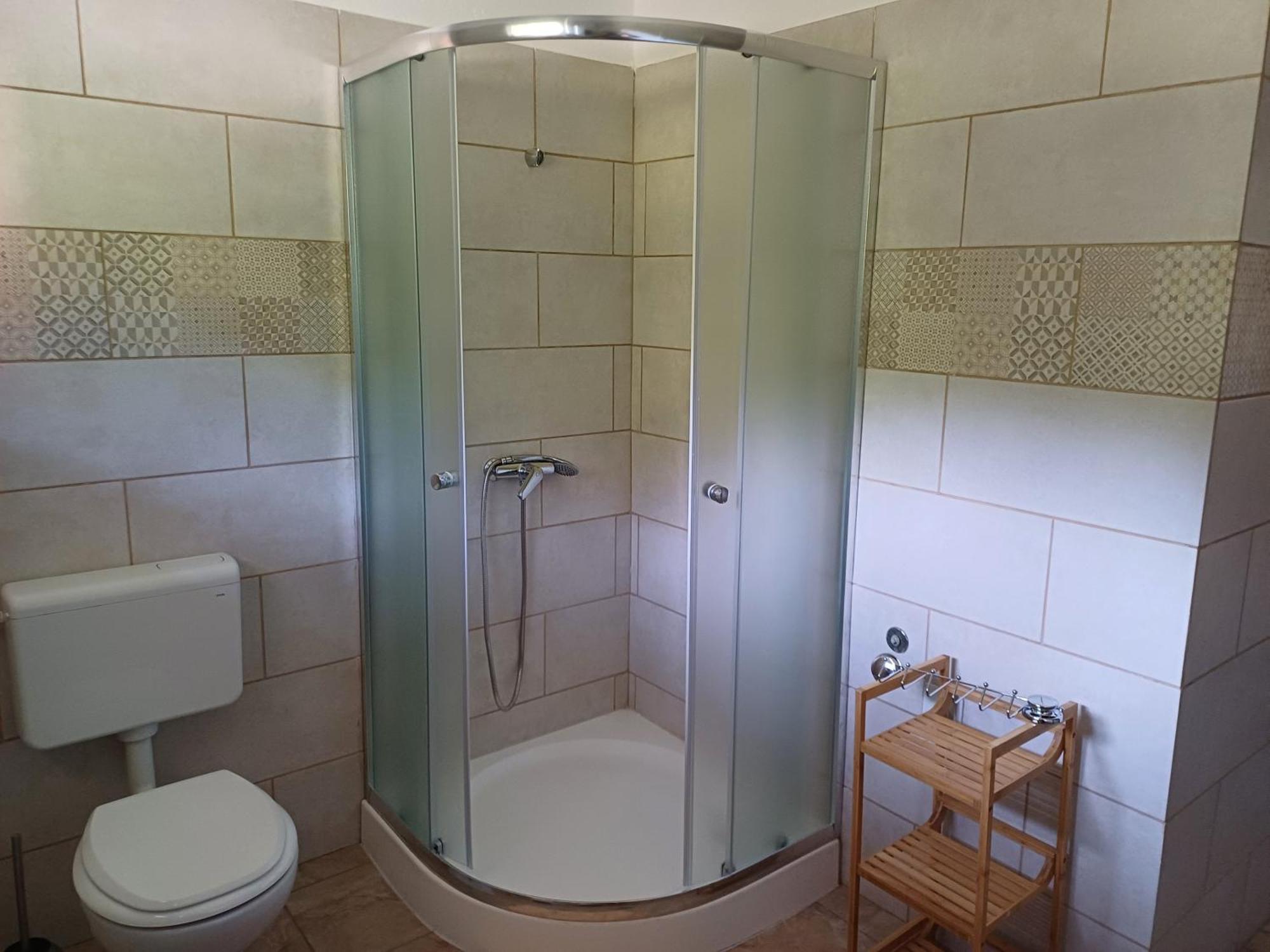 Apartma Ginga Osilnica Dış mekan fotoğraf